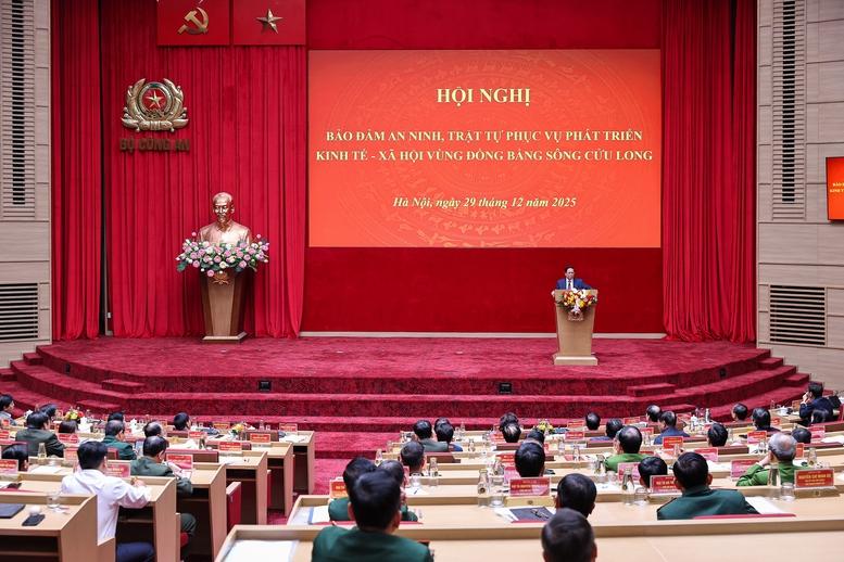 Thủ tướng: Kết hợp chặt chẽ giữa phát triển KTXH với bảo đảm quốc phòng, an ninh vùng ĐBSCL- Ảnh 5.