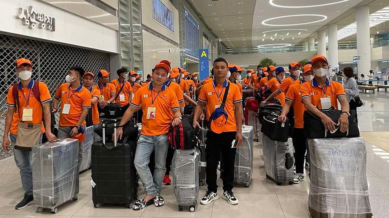 Sửa một số quy định về đưa người lao động đi làm việc ở nước ngoài theo hợp đồng- Ảnh 1. Sửa một số quy định về đưa người lao động đi làm việc ở nước ngoài theo hợp đồng- Ảnh 1.