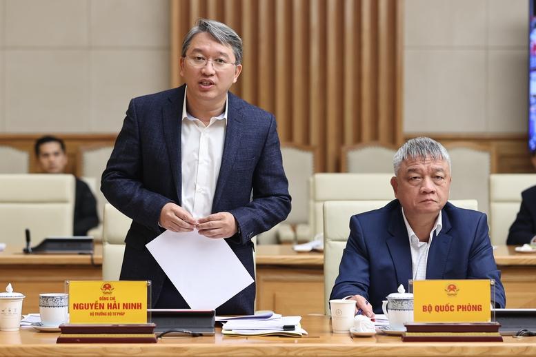 Thủ tướng: Bảo đảm quyền tiếp cận bình đẳng về nhà ở của mỗi người dân- Ảnh 4.