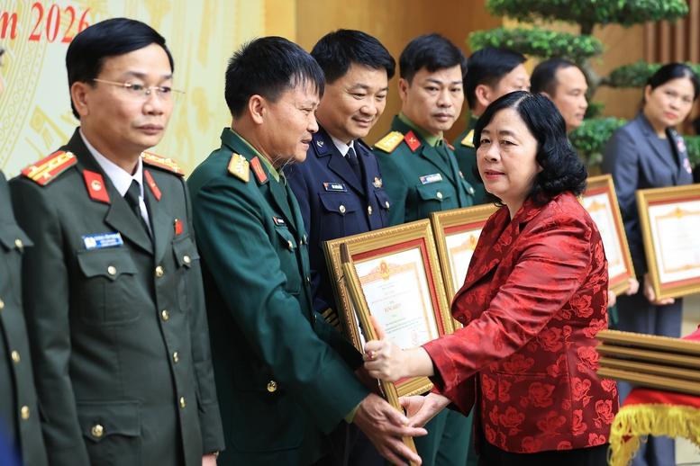 Thủ tướng: Chiến dịch Quang Trung thần tốc từng ngày, từng giờ để mang lại niềm vui, hạnh phúc cho nhân dân- Ảnh 12.