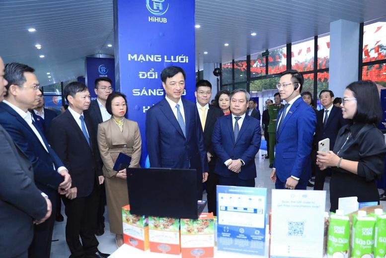 Thủ đô Hà Nội với sứ mệnh tiên phong, sẵn sàng hiện thực hóa tầm nhìn Đại hội XIV của Đảng- Ảnh 4.