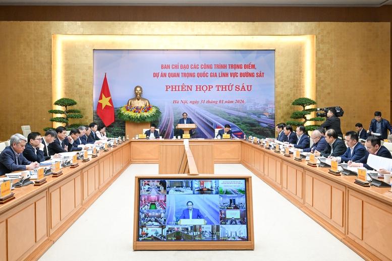 Thủ tướng: Triển khai các dự án đường sắt với mệnh lệnh hành động và trách nhiệm cao nhất- Ảnh 1.