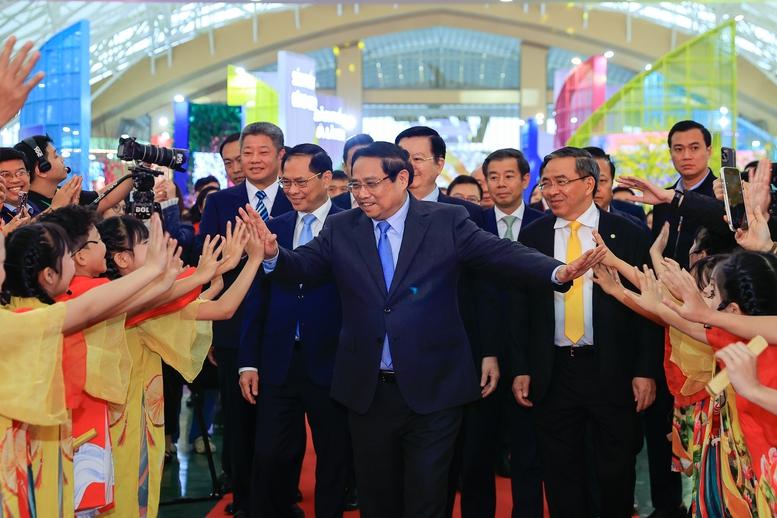 Thủ tướng khai mạc Hội chợ Mùa Xuân lần thứ nhất năm 2026 với 3 kỳ vọng lớn- Ảnh 2.