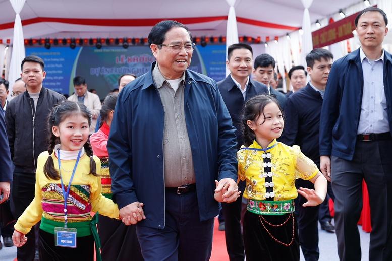 Thủ tướng Phạm Minh Chính: Mọi thành quả phát triển đều hướng tới nhân dân- Ảnh 3.