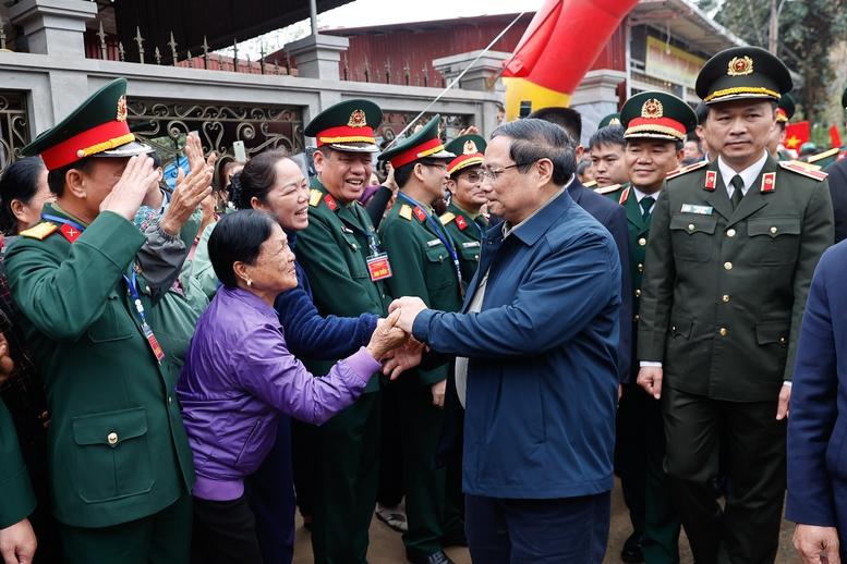 Thủ tướng Phạm Minh Chính: Mọi thành quả phát triển đều hướng tới nhân dân- Ảnh 1.