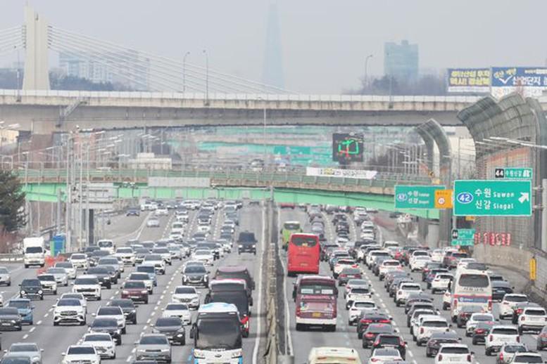 Hàn Quốc triển khai các biện pháp giao thông đặc biệt dịp Tết Nguyên đán 2026- Ảnh 1.