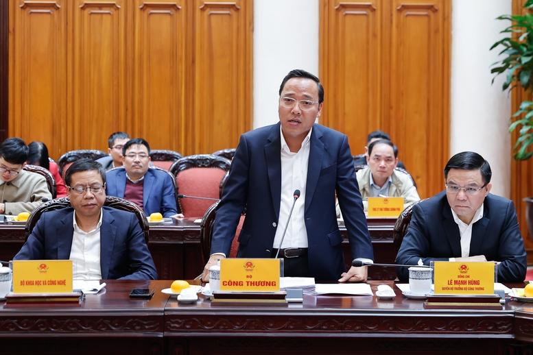 Thủ tướng: Quyết liệt hơn nữa triển khai các dự án điện hạt nhân- Ảnh 6.