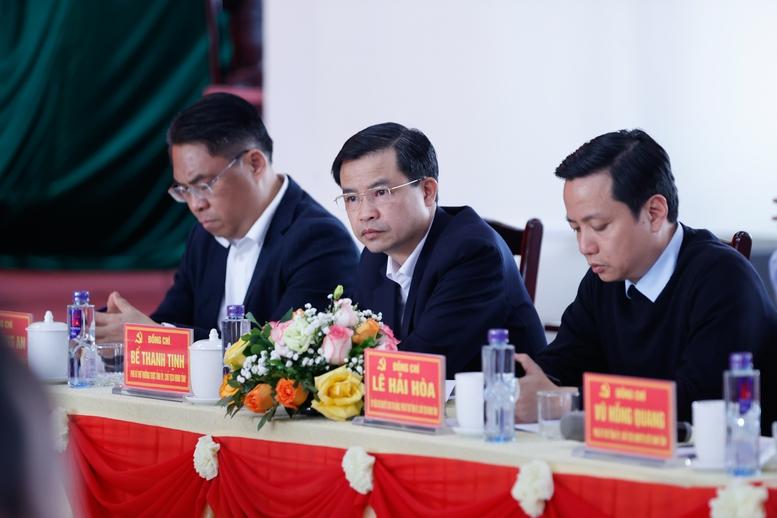 Thủ tướng: Phát động 'Chiến dịch Đông Khê năm 2026' hoàn thành 2 tuyến cao tốc ở Lạng Sơn, Cao Bằng- Ảnh 7. Thủ tướng: Phát động 'Chiến dịch Đông Khê năm 2026' hoàn thành 2 tuyến cao tốc ở Lạng Sơn, Cao Bằng- Ảnh 7.