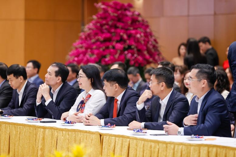 Thủ tướng: Văn phòng Chính phủ tập trung triển khai các công việc ngay từ ngày đầu tiên sau Tết- Ảnh 8. Thủ tướng: Văn phòng Chính phủ tập trung triển khai các công việc ngay từ ngày đầu tiên sau Tết- Ảnh 8.