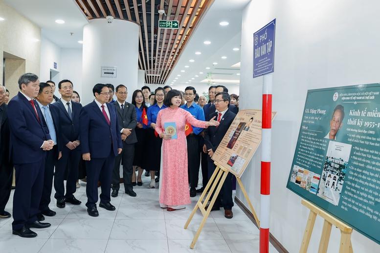 Thủ tướng: Khoa học xã hội và nhân văn là nền tảng tư duy, là kim chỉ nam cho hoạch định đường lối- Ảnh 6.