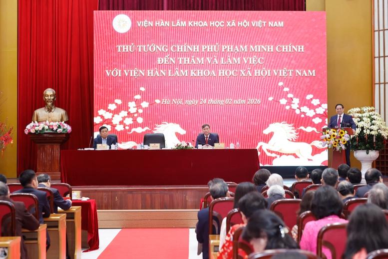 Thủ tướng: Khoa học xã hội và nhân văn là nền tảng tư duy, là kim chỉ nam cho hoạch định đường lối- Ảnh 8.