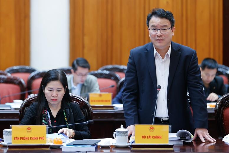 Thủ tướng: Bảo đảm tiếp cận bình đẳng các dịch vụ tài chính ngân hàng, không để ai bị bỏ lại phía sau- Ảnh 7.