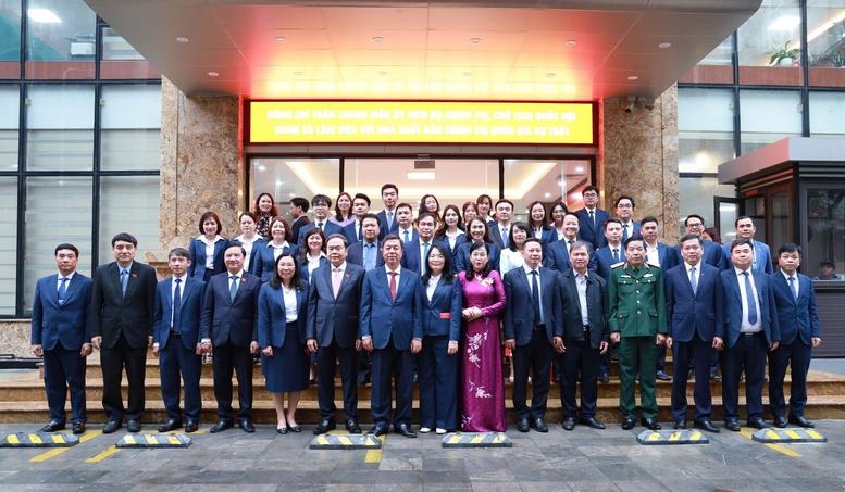 Cẩm nang hữu ích về Luật được thông qua tại Kỳ họp thứ 10, Quốc hội khóa XV- Ảnh 3. Cẩm nang hữu ích về Luật được thông qua tại Kỳ họp thứ 10, Quốc hội khóa XV- Ảnh 3.