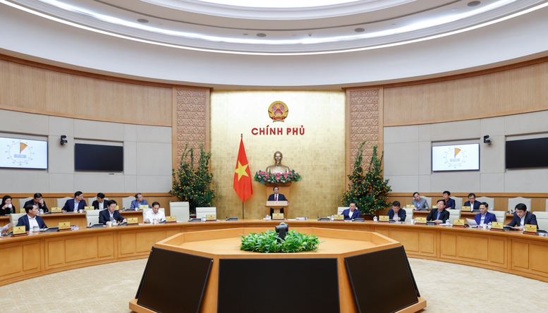 Thủ tướng: Xây dựng luật phải phân cấp, phân quyền tối đa và cắt giảm mọi thủ tục rườm rà- Ảnh 3.