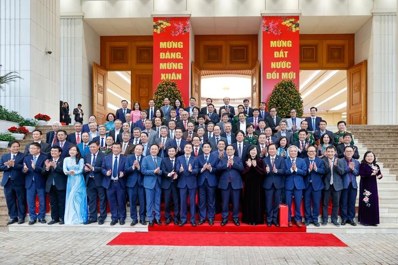 Thủ tướng Phạm Minh Chính: "Giữ trọn y đức - Vững vàng y thuật - Nâng tầm y lý - Vượt qua nghịch cảnh - Tất cả vì dân"- Ảnh 4.