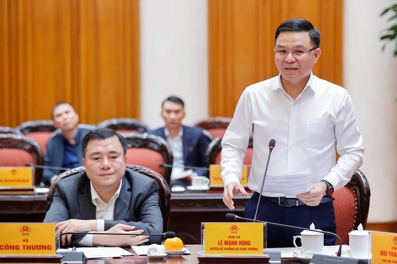 Thủ tướng: Sử dụng ngay Quỹ bình ổn giá xăng dầu; dứt khoát không để thiếu năng lượng trong mọi hoàn cảnh- Ảnh 3.