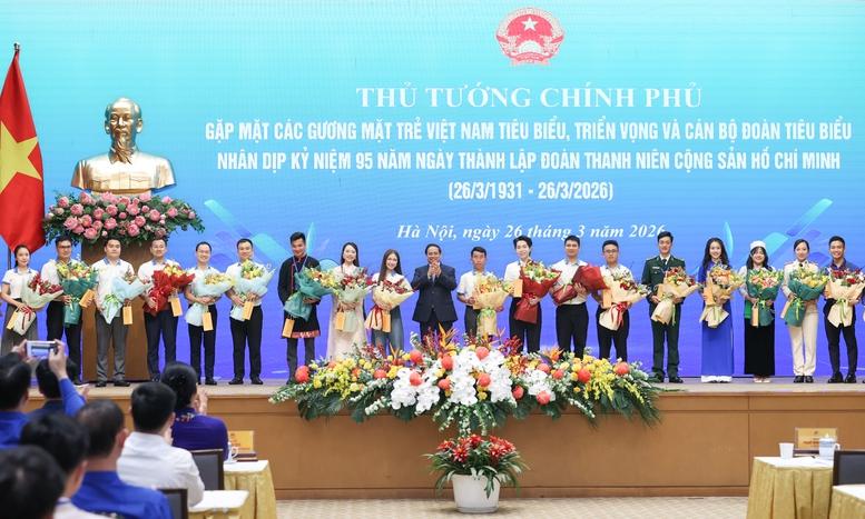 Thủ tướng Phạm Minh Chính: Đoàn viên, thanh niên hăng hái đi đầu thực hiện '6 tiên phong'- Ảnh 9.