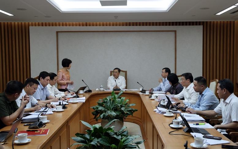 Phó Thủ tướng Thường trực Phạm Gia Túc: Cắt giảm thủ tục hành chính nhưng không buông lỏng quản lý- Ảnh 4.