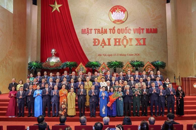 Đồng chí Bùi Thị Minh Hoài tiếp tục giữ chức Chủ tịch Uỷ ban Trung ương MTTQ Việt Nam khóa XI- Ảnh 1.