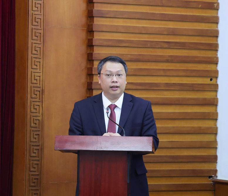Phó Thủ tướng Phạm Thị Thanh Trà trao quyết định bổ nhiệm ông Nguyễn Huy Dũng giữ chức Thứ trưởng Bộ VHTT&DL- Ảnh 4. Phó Thủ tướng Phạm Thị Thanh Trà trao quyết định bổ nhiệm ông Nguyễn Huy Dũng giữ chức Thứ trưởng Bộ VHTT&DL- Ảnh 4.