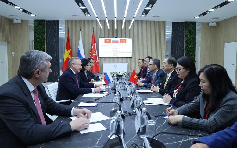 Phó Thủ tướng Thường trực Phạm Gia Túc làm việc với Phó Thủ tướng Nga Alexander Novak- Ảnh 4.