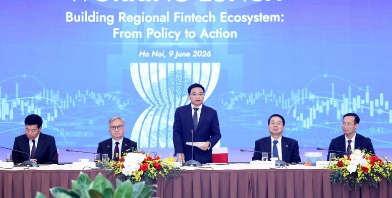 ASEAN không chỉ kết nối thị trường mà cần kết nối hệ sinh thái Fintech- Ảnh 2. ASEAN không chỉ kết nối thị trường mà cần kết nối hệ sinh thái Fintech- Ảnh 2.