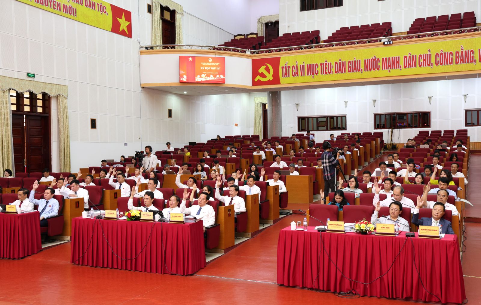 Bế mạc Kỳ họp thứ tư HĐND tỉnh Lai Châu khóa XVI, nhiệm kỳ 2026 - 2031