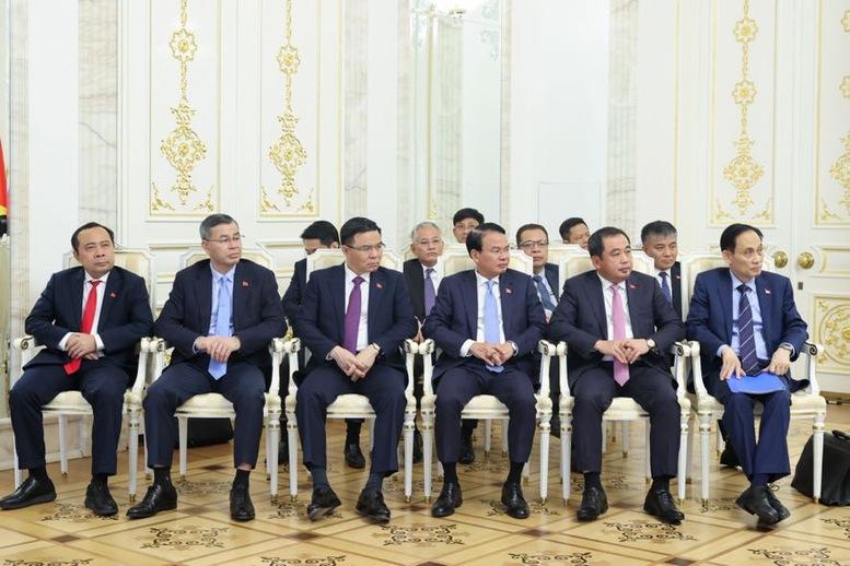 Thủ tướng Lê Minh Hưng gặp Người đứng đầu Cộng hòa Tatarstan (Liên bang Nga)- Ảnh 4.