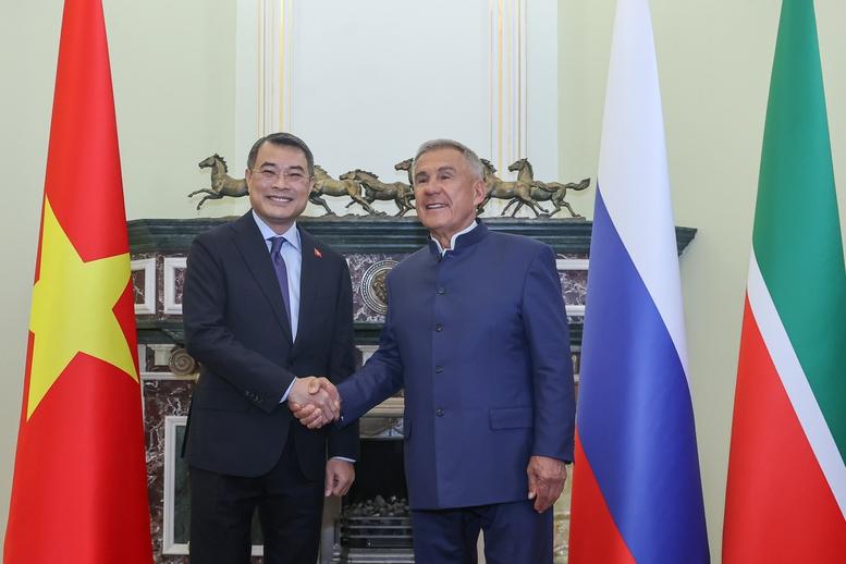 Thủ tướng Lê Minh Hưng gặp Người đứng đầu Cộng hòa Tatarstan (Liên bang Nga)- Ảnh 2.