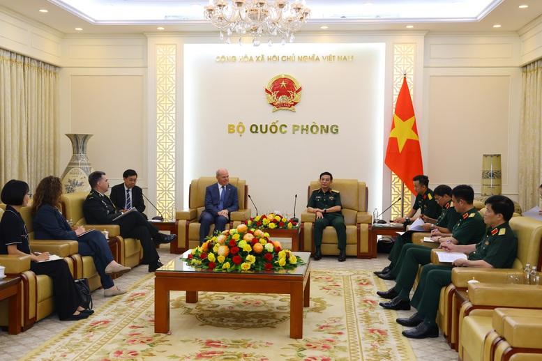 Việt Nam, Canada thúc đẩy hợp tác quốc phòng trên các lĩnh vực tiềm năng- Ảnh 2.