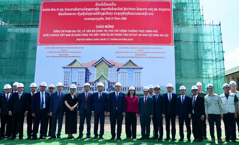 Phó Thủ tướng Thường trực Phạm Gia Túc thăm các công trình, dự án hợp tác hữu nghị Việt Nam - Lào- Ảnh 3.