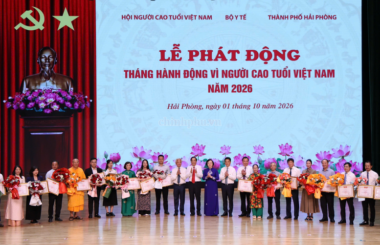 Phó Thủ tướng Phạm Thị Thanh Trà: Đổi mới tư duy về công tác người cao tuổi, thích ứng với già hóa dân số- Ảnh 5.