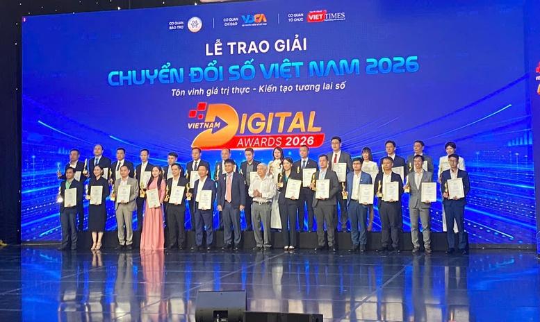 Giải thưởng Chuyển đổi số Việt Nam: Từ trải nghiệm công nghệ đến tôn vinh giá trị thực- Ảnh 2.