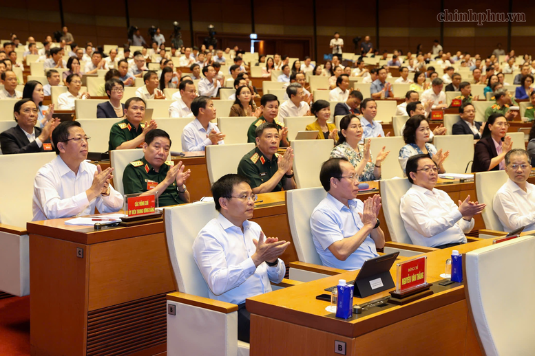 Ba nghị quyết về xây dựng Đảng: Đổi mới phương thức lãnh đạo, tạo chuyển biến thực chất trong công tác cán bộ- Ảnh 2.