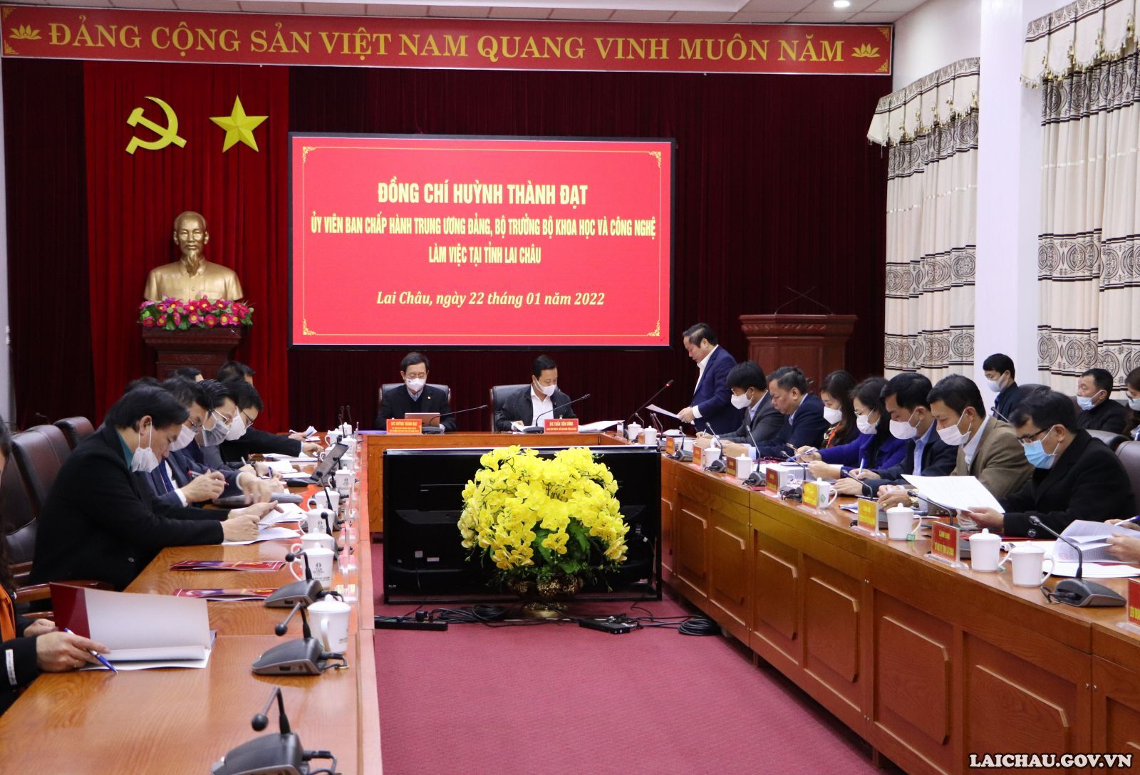 Bộ trưởng Bộ Khoa học và Công nghệ Huỳnh Thành Đạt làm việc tại tỉnh Lai Châu