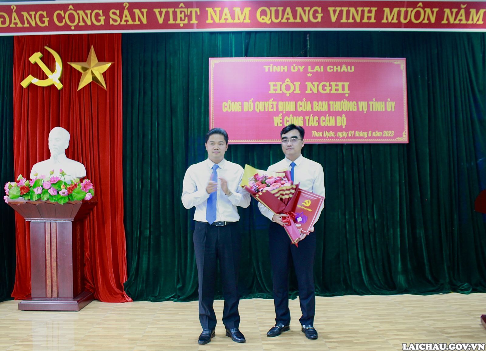Tỉnh uỷ Lai Châu công bố quyết định về công tác cán bộ đối với huyện Than Uyên