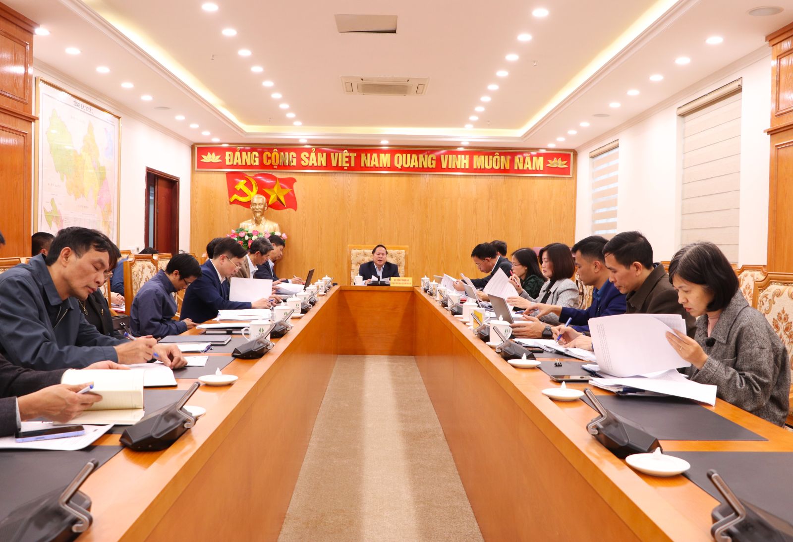 Lai Châu đặt mục tiêu đến năm 2027: Bệnh viện Đa khoa tỉnh đạt Hạng I, có ít nhất từ 4-5 bác sỹ/Trạm y tế