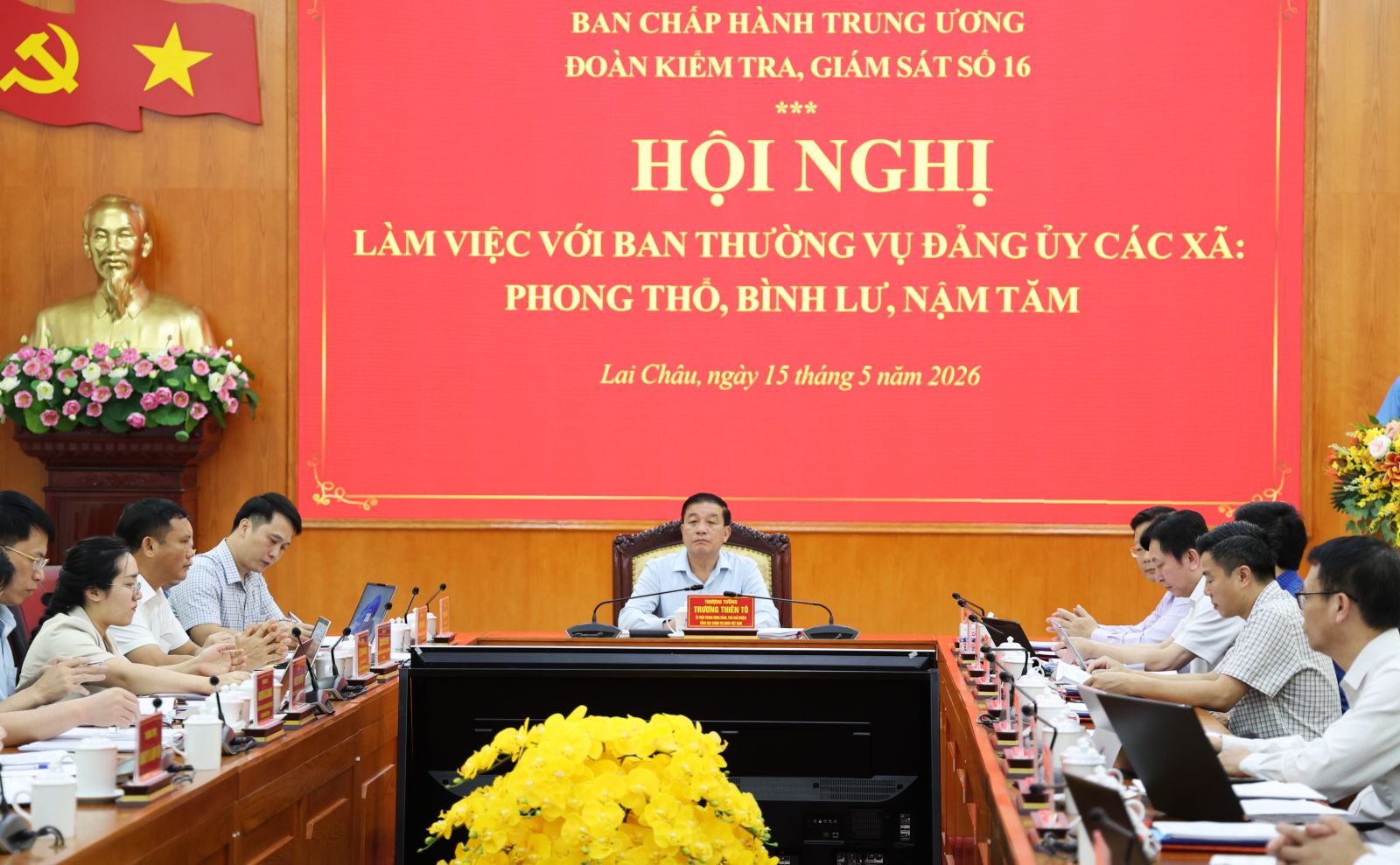 Đoàn kiểm tra, giám sát số 16 của Bộ Chính trị làm việc với Ban Thường vụ Đảng ủy các xã: Phong Thổ, Bình Lư, Nậm Tăm