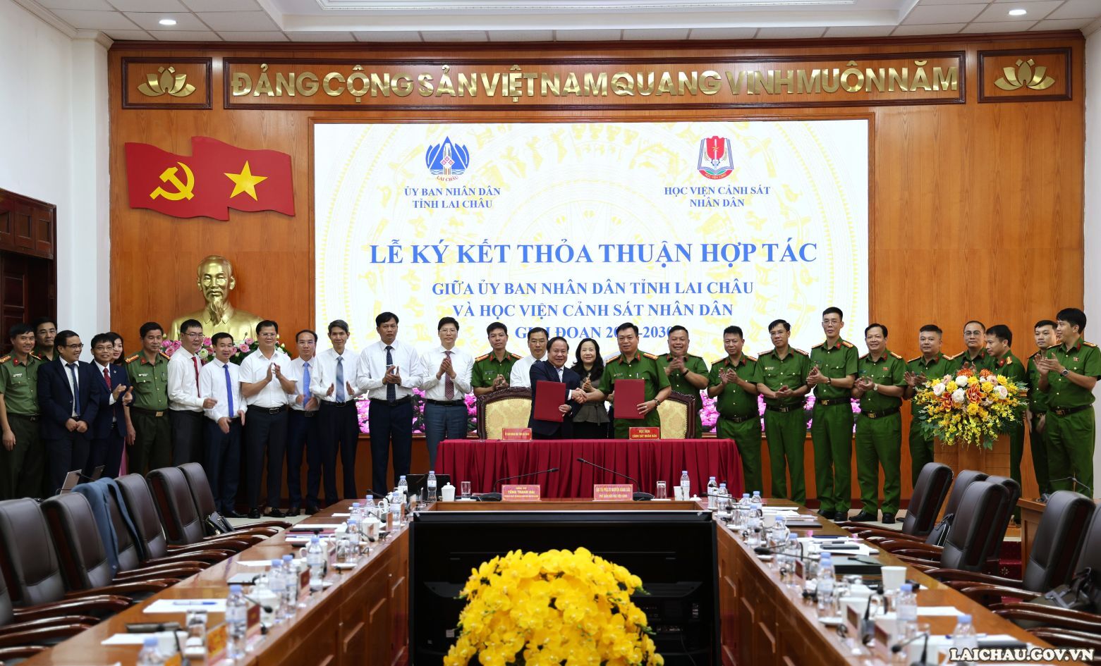 Ký kết Thỏa thuận hợp tác giữa UBND tỉnh Lai Châu và Học viện Cảnh sát nhân dân