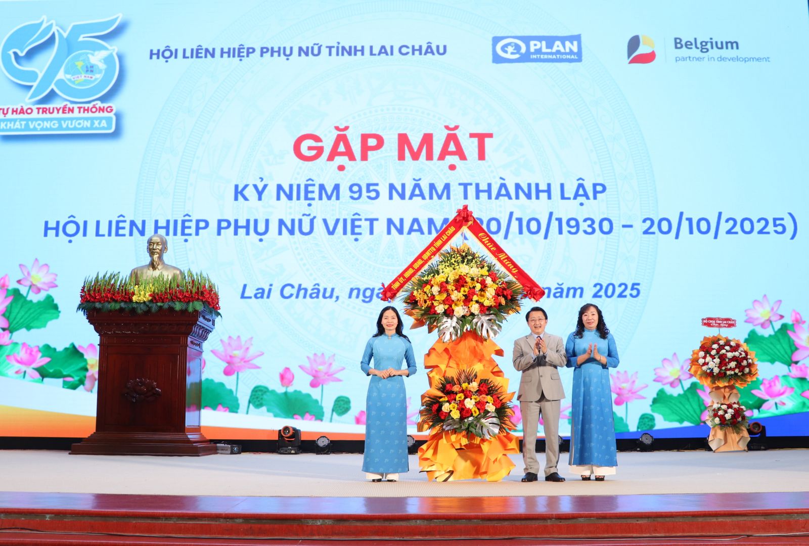 Lai Châu: Gặp mặt kỷ niệm 95 năm thành lập Hội Liên hiệp Phụ nữ Việt Nam (20/10/1930 - 20/10/2025)