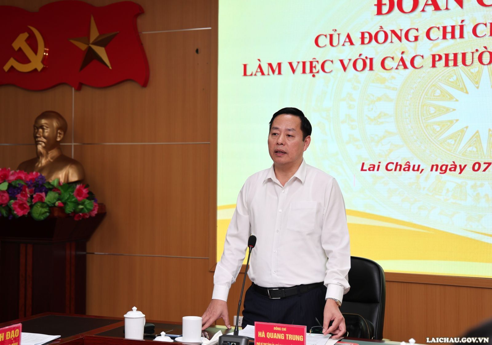 Chủ tịch UBND tỉnh Hà Quang Trung làm việc với phường Đoàn Kết và Tân Phong về phát triển kinh tế - xã hội