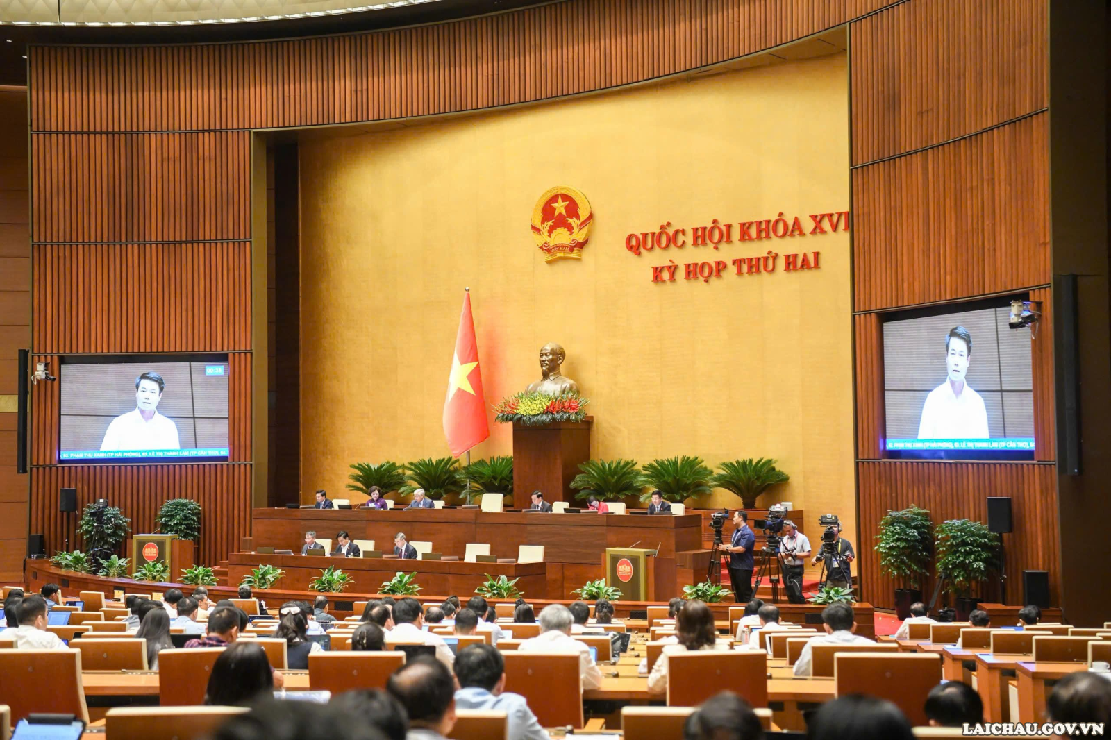 Đại biểu Quốc hội tỉnh Lai Châu Hoàng Quốc Khánh kiến nghị đẩy nhanh triển khai các Chương trình mục tiêu quốc gia và tiếp tục hoàn thiện cơ chế vận hành chính quyền địa phương 2 cấp