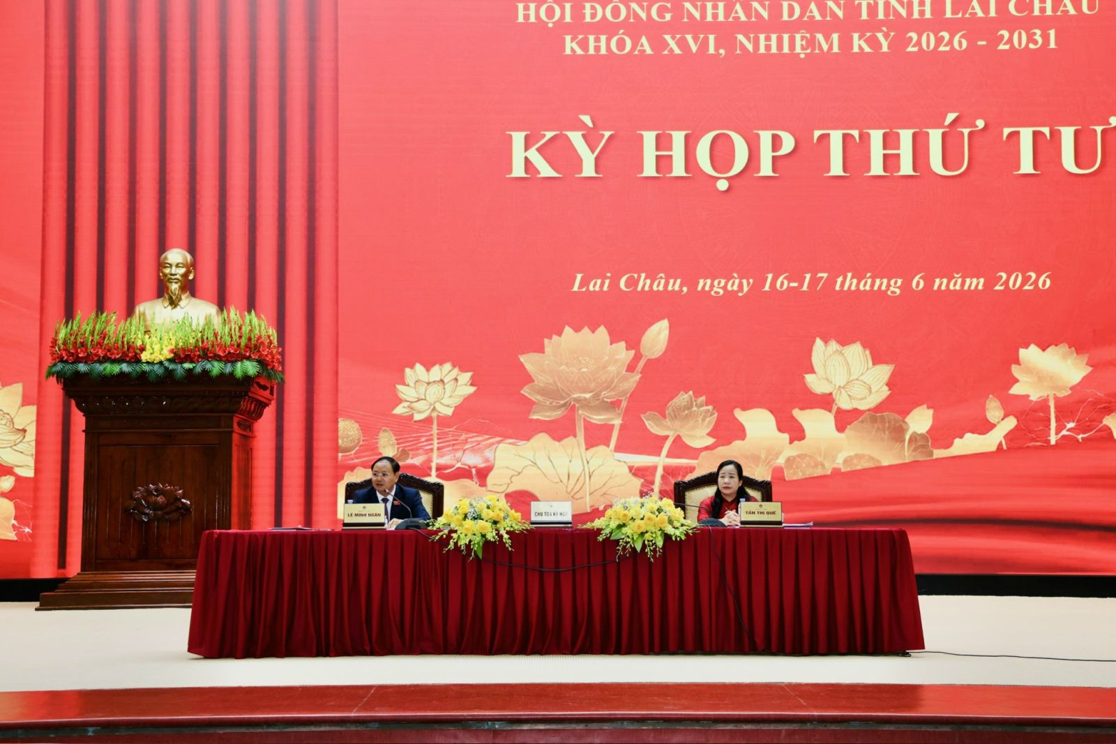 Kỳ họp thứ tư HĐND tỉnh Lai Châu khóa XVI, nhiệm kỳ 2026 - 2031 tiến hành thảo luận tại Hội trường và chất vấn tại Kỳ họp