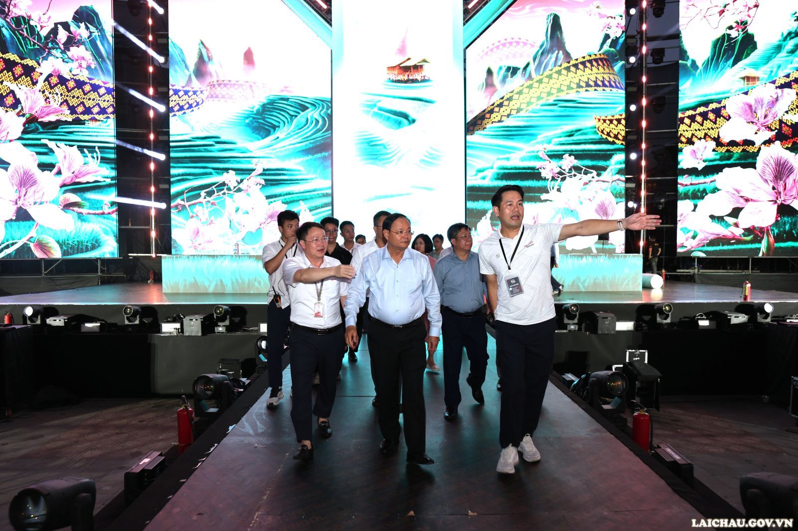 Bí thư Tỉnh ủy Lê Minh Ngân kiểm tra công tác chuẩn bị Chương trình Viettel Y-Fest 2026