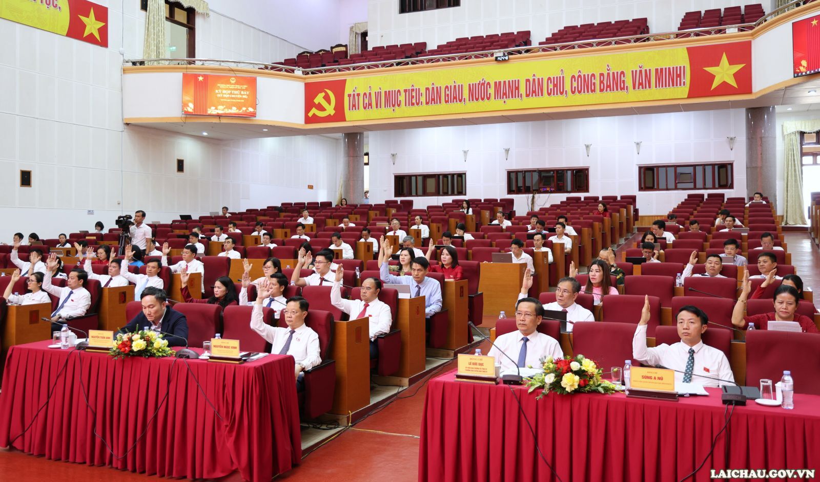 HĐND tỉnh Lai Châu khóa XVI thông qua 3 nghị quyết quan trọng tại Kỳ họp thứ bảy (Kỳ họp chuyên đề)