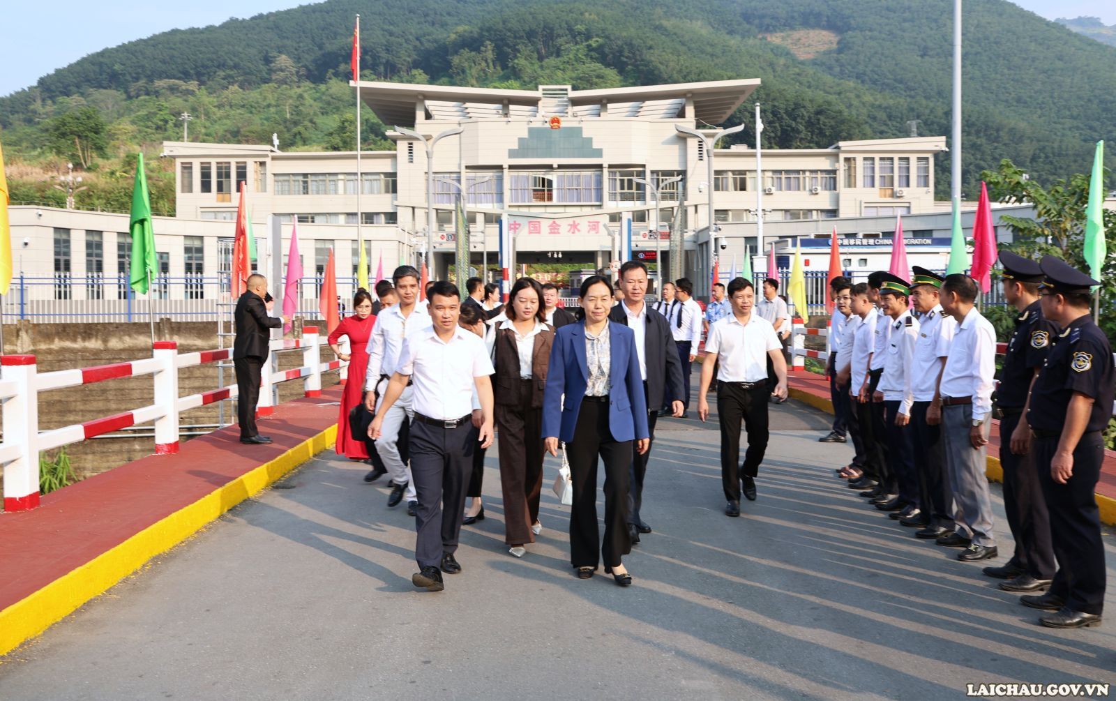 Đoàn đại biểu chính quyền nhân dân huyện Kim Bình và doanh nghiệp tỉnh Vân Nam, Trung Quốc thăm, khảo sát tại tỉnh Lai Châu
