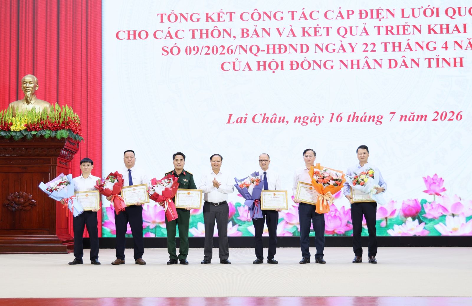 Cấp điện đến 100% thôn, bản - Dấu mốc quan trọng trong phát triển kinh tế - xã hội của tỉnh Lai Châu