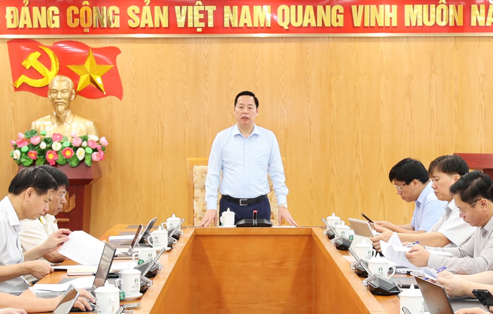 Chủ tịch UBND tỉnh Hà Quang Trung làm việc về công tác thu ngân sách Nhà nước và chống thất thu thuế