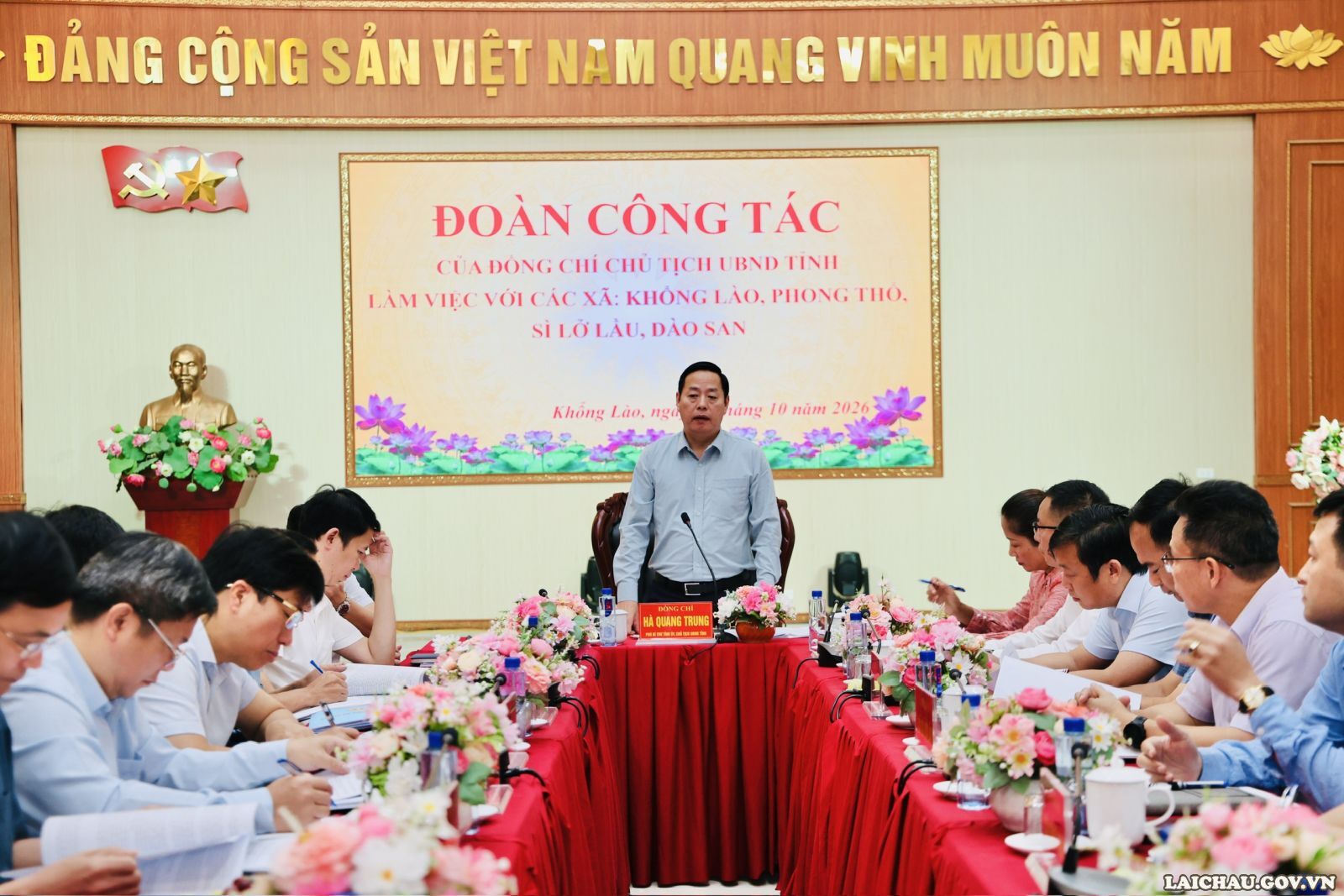 Chủ tịch UBND tỉnh làm việc với 4 xã biên giới: Quyết tâm tăng tốc phát triển kinh tế - xã hội, gỡ khó về hạ tầng và nhân lực chính quyền 2 cấp