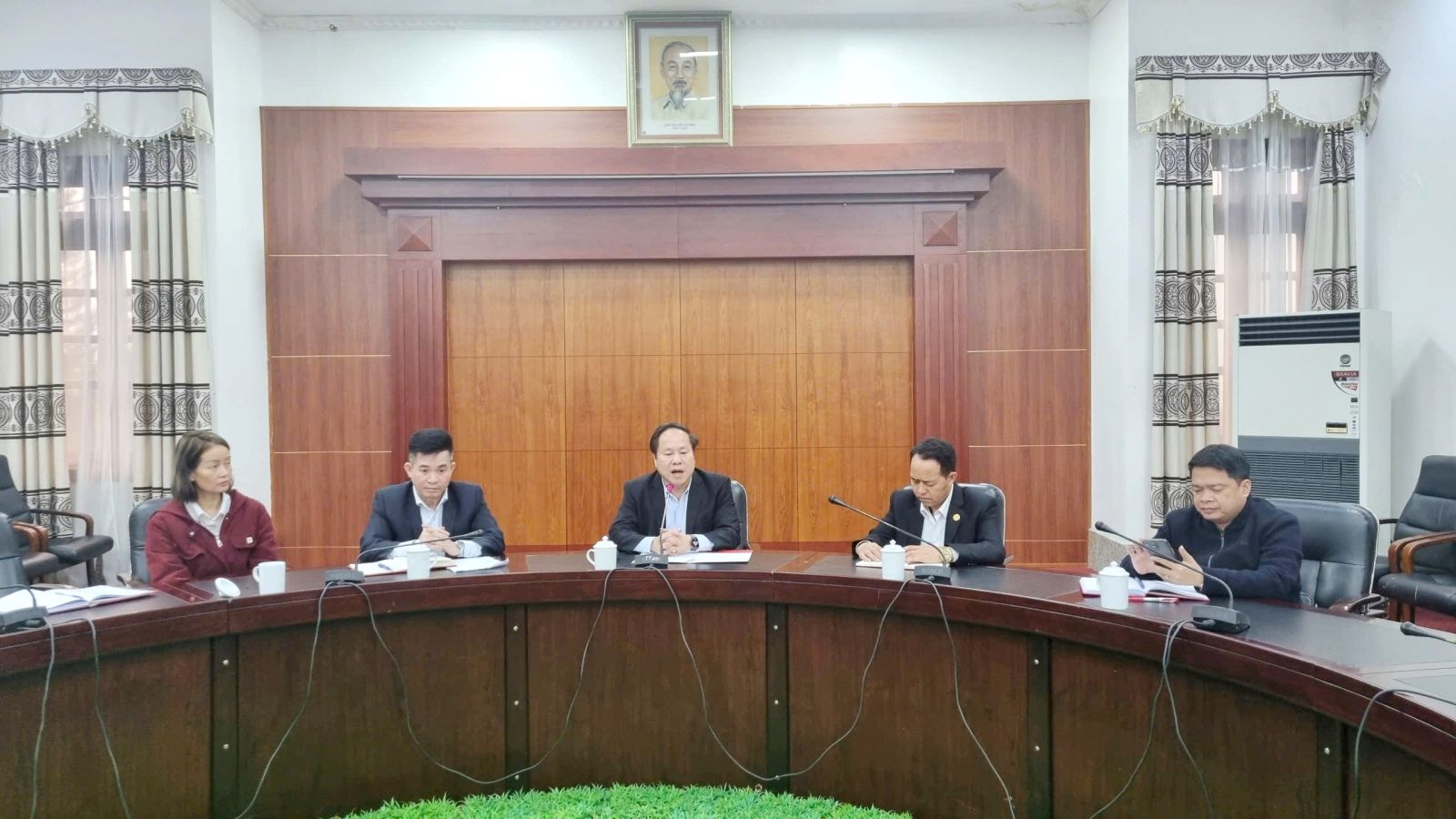 Phát huy vai trò chức sắc, chức việc tôn giáo trong việc vận động tín đồ tham gia bầu cử